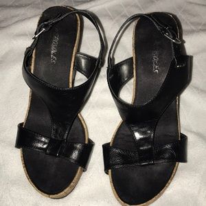 Aerosoles Black wedges